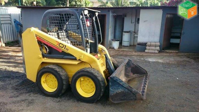 Operador Mini Carregadeira