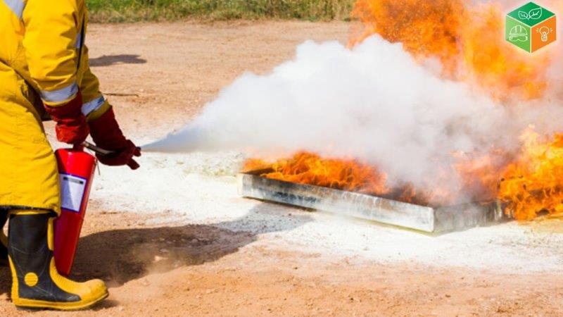 PC 05 Treinamento Básico para Brigadas de Incêndio Postos de Combustíveis